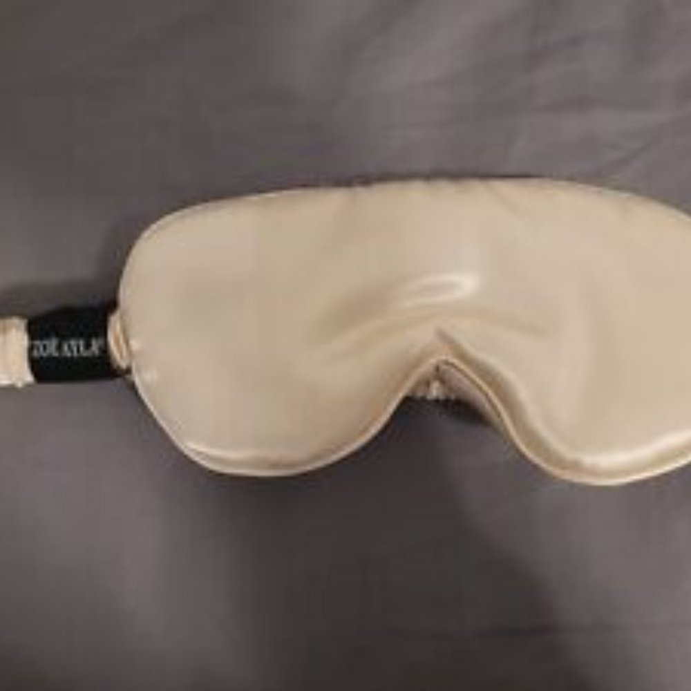 ZOE AYLA Satin Sleep Mask in Champagne ~ BRAND NEW ~ Soft, Plush, and Wonderful!